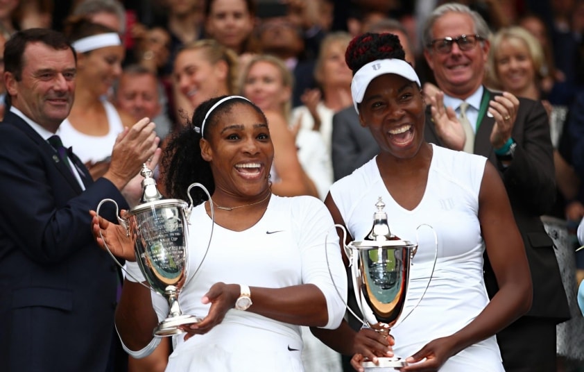 Serena Williams đánh đôi cùng Venus