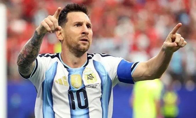 Messi lập kỷ lục mới tại World Cup sau cú đúp vào lưới tuyển Áo.