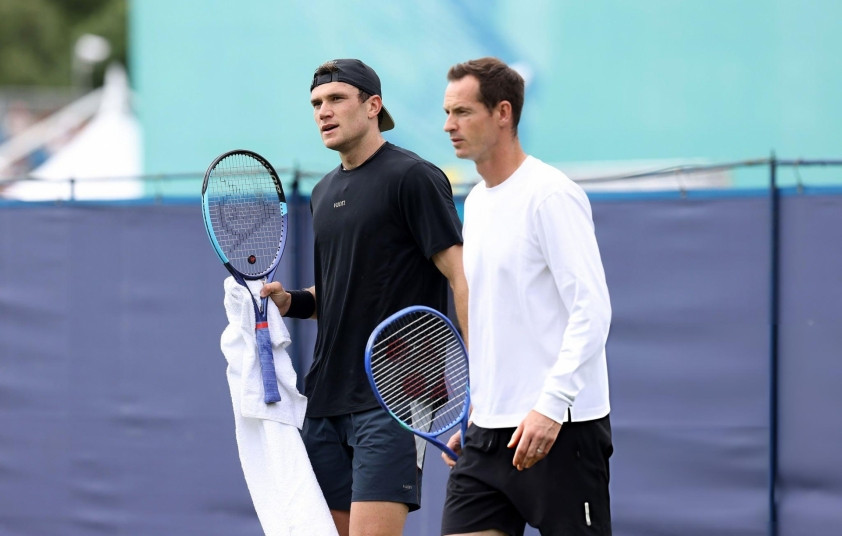 Jack Draper tập luyện cùng Andy Murray