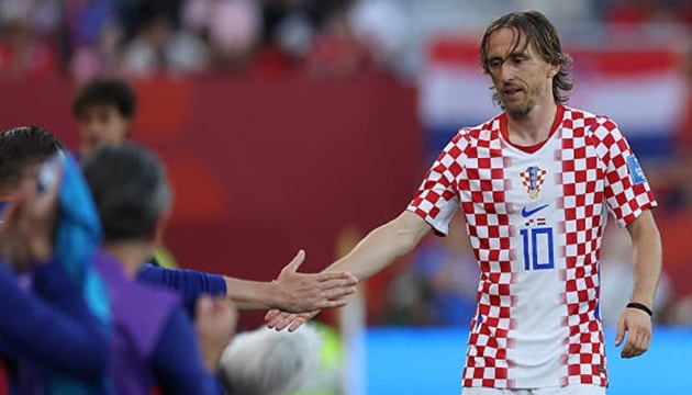 Luka Modric cán mốc 200 lần khoác áo đội tuyển quốc gia trong trận gặp Panama.