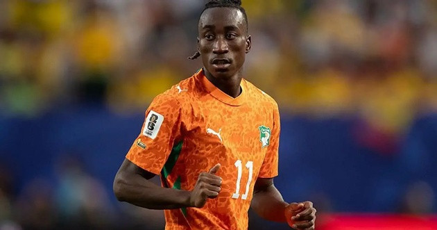 Yan Diomande là mục tiêu chuyển nhượng hàng đầu của Liverpool dưới thời HLV Andoni Iraola.