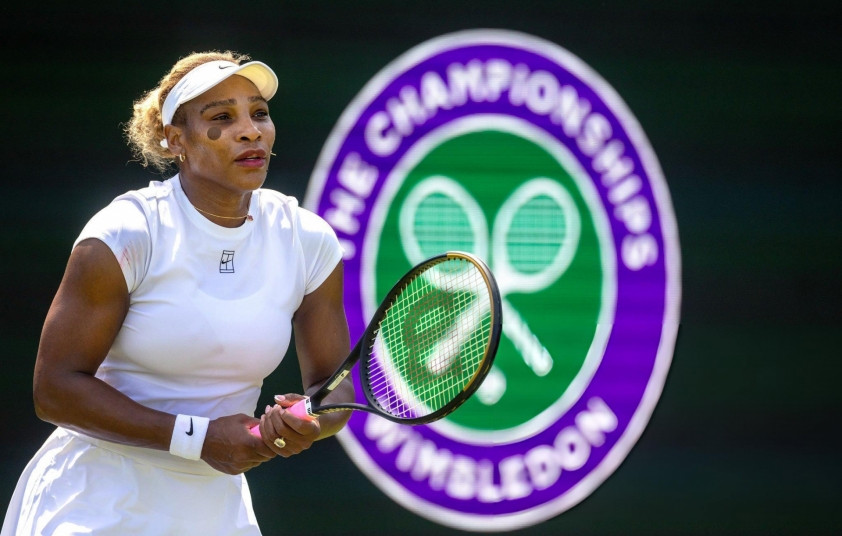 Serena Williams tập luyện tích cực cho nội dung đơn nữ chuyên nghiệp