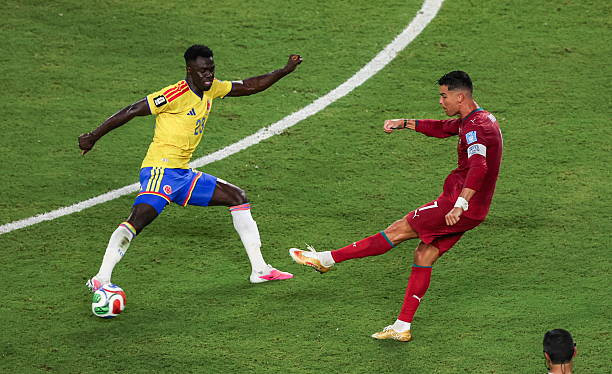 HLV Roberto Martinez chưa thể tìm ra giải pháp tối ưu cho Ronaldo.