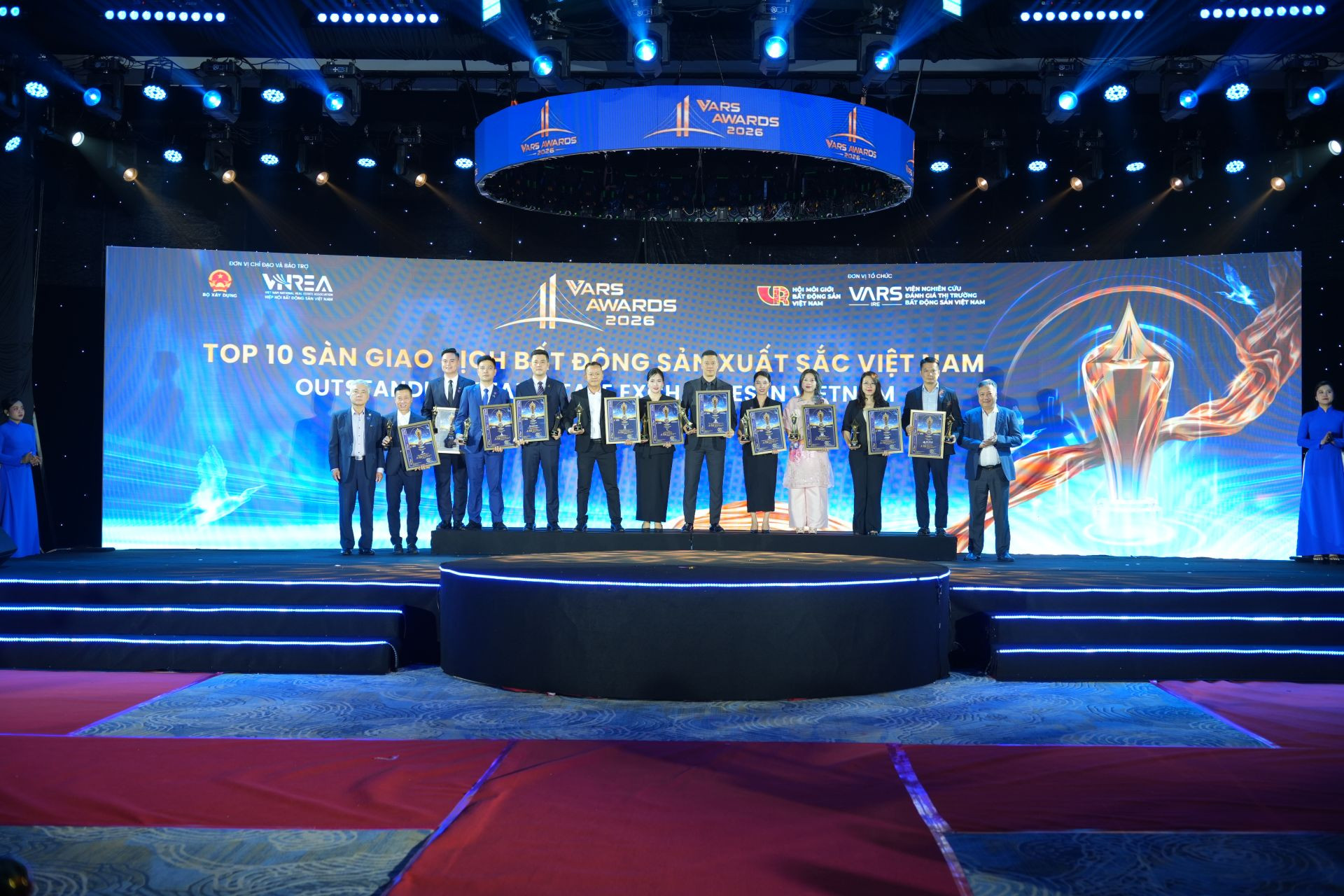 Vinh danh các sàn giao dịch và doanh nghiệp tiên phong ứng dụng công nghệ tại VARS Awards 2026