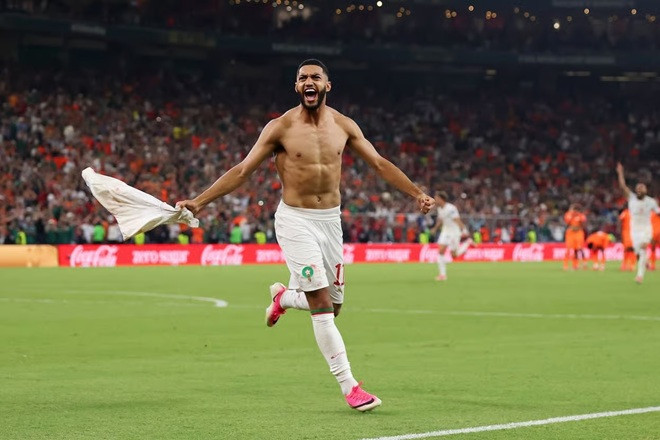 Saibari dứt điểm thành công quả penalty quyết định đưa Morocco đi tiếp.
