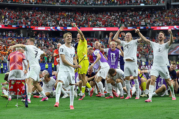 Na Uy chính thức có vé vào vòng 32 đội World Cup 2026 sau chiến thắng trước Bờ Biển Ngà.