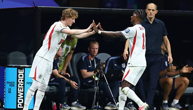 Anthony Gordon và Marcus Rashford cạnh tranh vị trí tại tuyển Anh