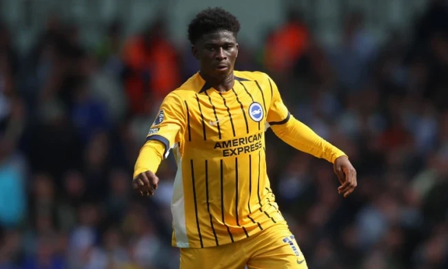 Tiền vệ Carlos Baleba trong tầm ngắm của Manchester United