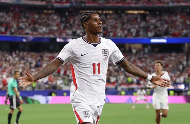 Marcus Rashford mang lại sự linh hoạt trong lối chơi tấn công của Arsenal.