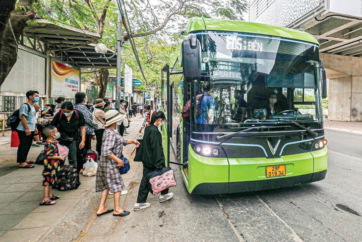 Hà Nội phát hành miễn phí thẻ xe buýt gắn chip từ ngày 6/7- Ảnh 2.