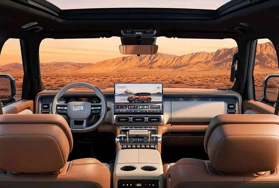 Tin xe 7/7: SUV Geely 1.128 mã lực lộ diện, Lynk & Co 02 tăng tốc sạc - 2
