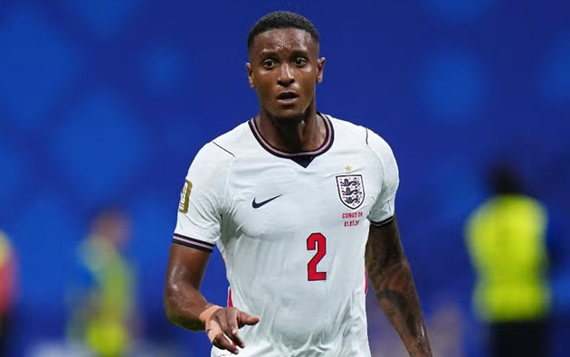 Arsenal chỉ chốt giá 35 triệu bảng cho Ezri Konsa