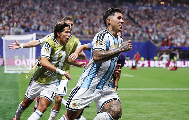 Đội tuyển Argentina áp đảo hoàn toàn về mặt thế trận trước đối thủ Ai Cập.