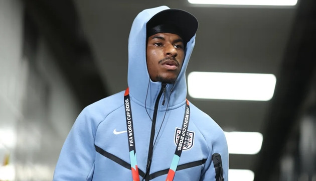 Marcus Rashford trong màu áo tuyển Anh, chuẩn bị trở lại Manchester United sau thời gian cho mượn.