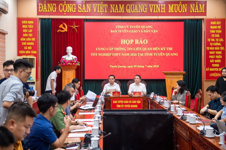 Vụ hơn 100 điểm 10 tại Tuyên Quang: Đã khởi tố 4 đối tượng- Ảnh 1.