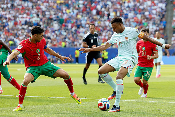 Kylian Mbappe tỏa sáng sau khi đá hỏng phạt đền