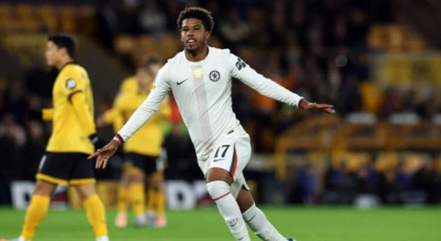 Andrey Santos gia nhập Manchester United sau khi đội bóng từ bỏ Mateus Fernandes.