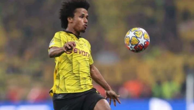 Karim Adeyemi trong màu áo Dortmund và mục tiêu chuyển nhượng của Barcelona