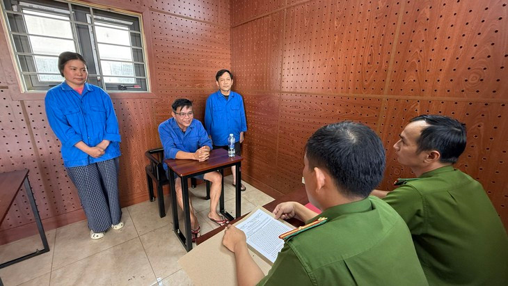 Bắt giám đốc doanh nghiệp núp bóng kinh doanh ô tô để cho vay lãi nặng- Ảnh 1.