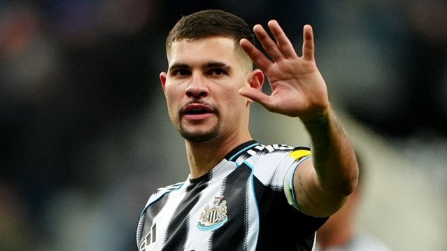 Bruno Guimaraes bày tỏ nguyện vọng gia nhập Arsenal.