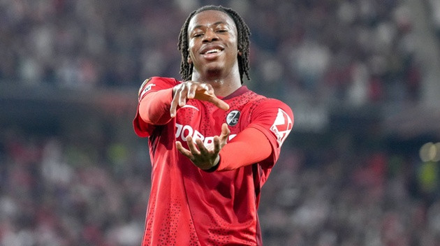 Johan Manzambi chuẩn bị gia nhập Aston Villa thay vì Newcastle United.