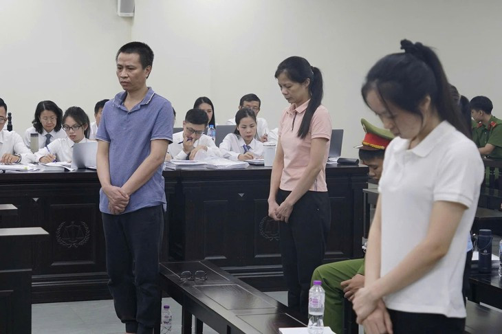 'Ông trùm' sản xuất TPCN giả cho trẻ em bị đề nghị tối đa 26 năm tù- Ảnh 2.