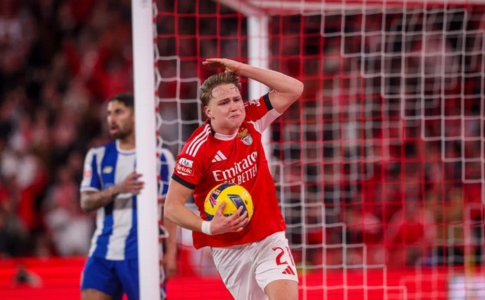 Tài năng trẻ Thomas Schjelderup của Benfica