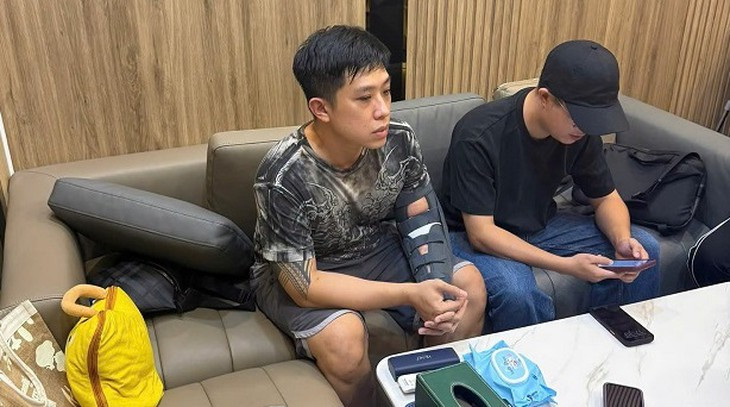 Triệt phá đường dây môi giới mại dâm nam núp bóng 'người mẫu'- Ảnh 1.
