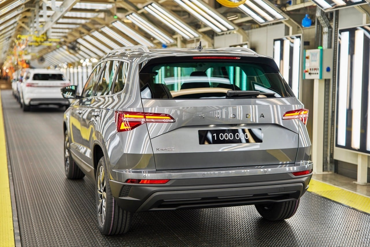 Skoda sản xuất chiếc Karoq thứ 1 triệu, thế hệ mới dự kiến ra mắt năm 2027 - 2
