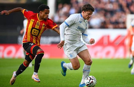 Christos Tzolis từng có thời gian thi đấu không thành công tại Norwich City.