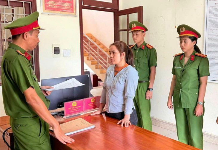 Khởi tố nữ đầu nậu mủ cao su, doanh thu gần 200 tỷ đồng, trốn thuế hơn 2,45 tỷ đồng - Ảnh 1.