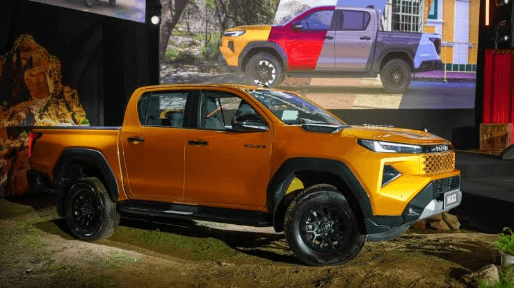 Toyota Hilux thế hệ mới ghi nhận đà bứt phá mạnh mẽ về doanh số.
