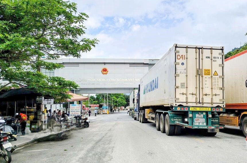 Hoạt động xuất nhập khẩu hàng hoá qua Cửa khẩu quốc tế Thanh Thủy