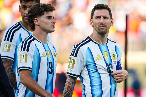 Nỗi buồn thuộc về Lionel Messi và các đồng đội