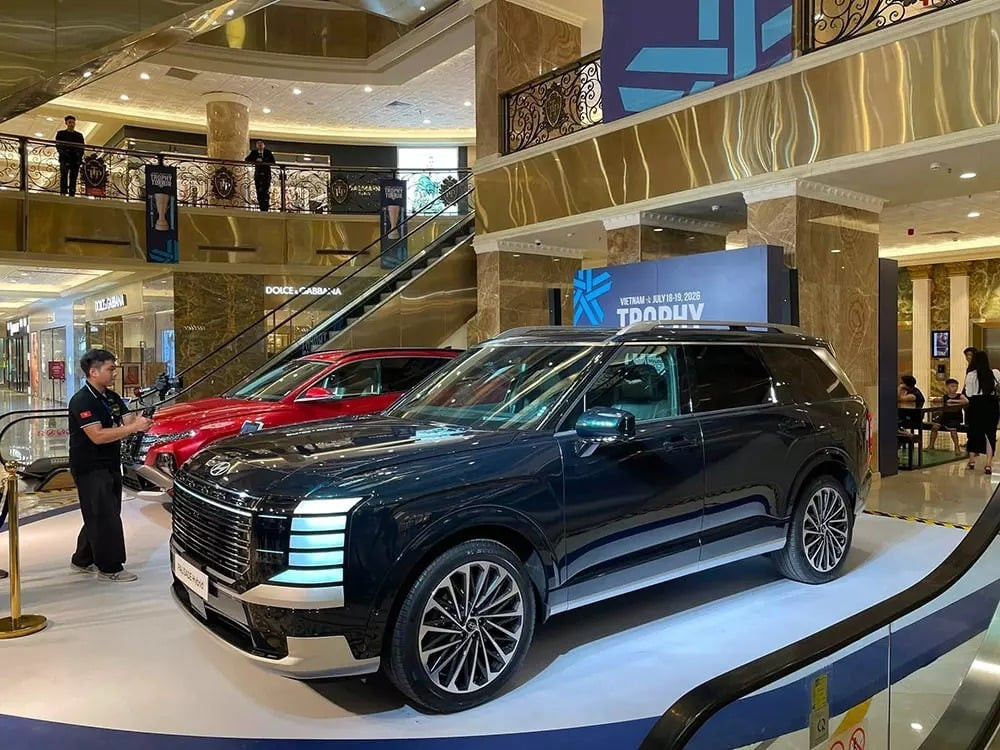 Tin xe 21/7: Hyundai Palisade 2027 lộ diện, Mazda ấp ủ xe thể thao mới - 1