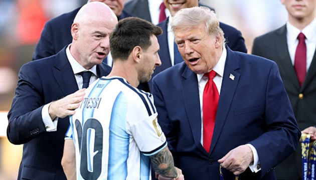 Các yếu tố chính trị xuất hiện xuyên suốt kỳ World Cup 2026