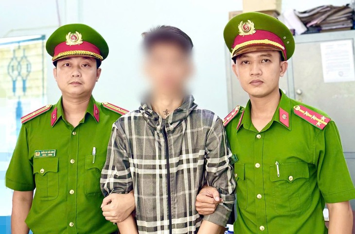 Dùng kiếm chém người sau trận bóng đá giao hữu - Ảnh 1.