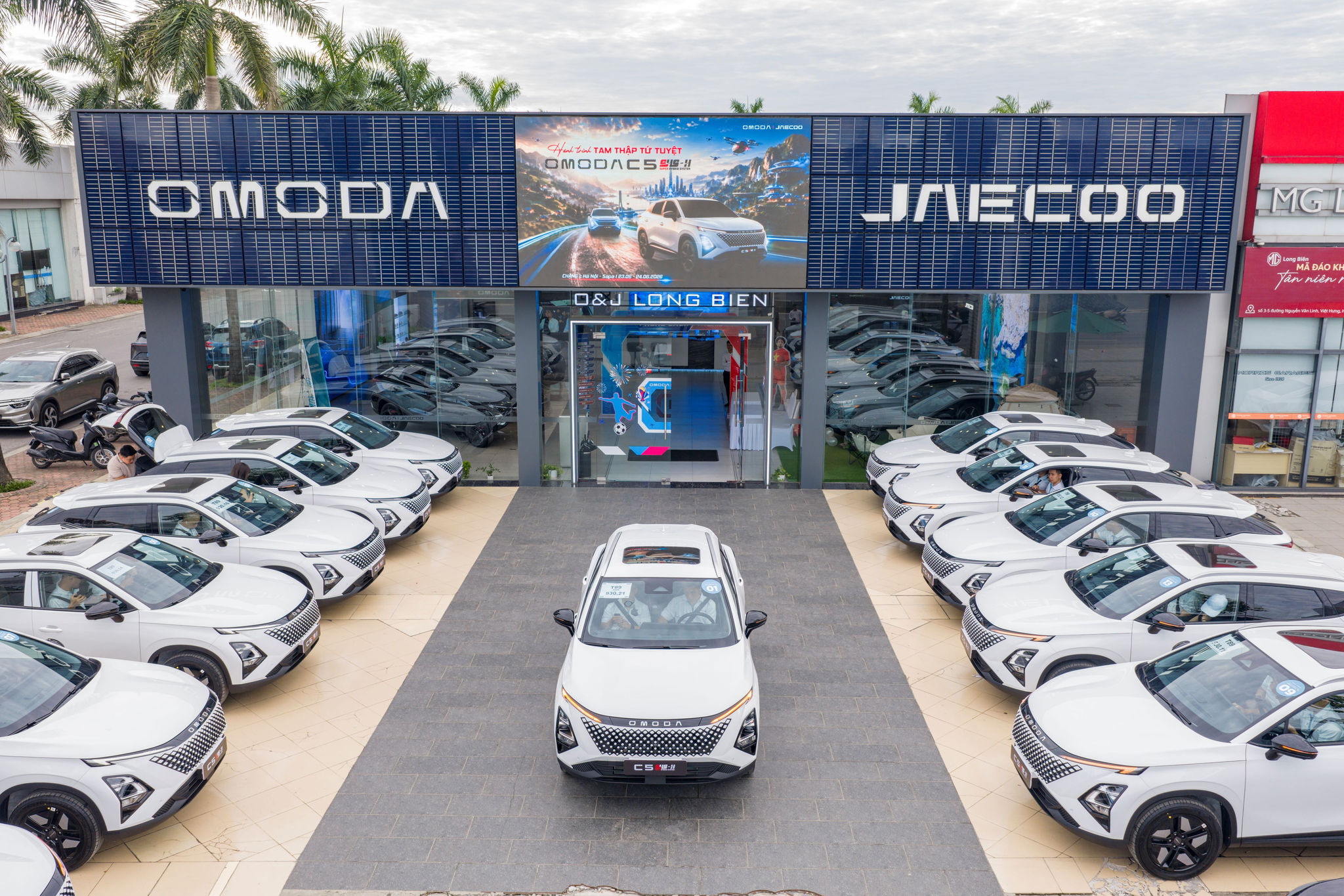 Cơ hội sở hữu SUV Omoda & Jaecoo tháng 7, nhận ưu đãi xăng xe đến 8 năm - 1