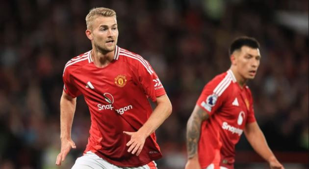 De Ligt và Martinez thường xuyên dính chấn thương tại MU