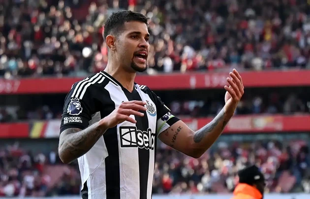 Bruno Guimaraes là mục tiêu tuyến giữa hàng đầu của Arsenal hè này. Ảnh: Getty Images