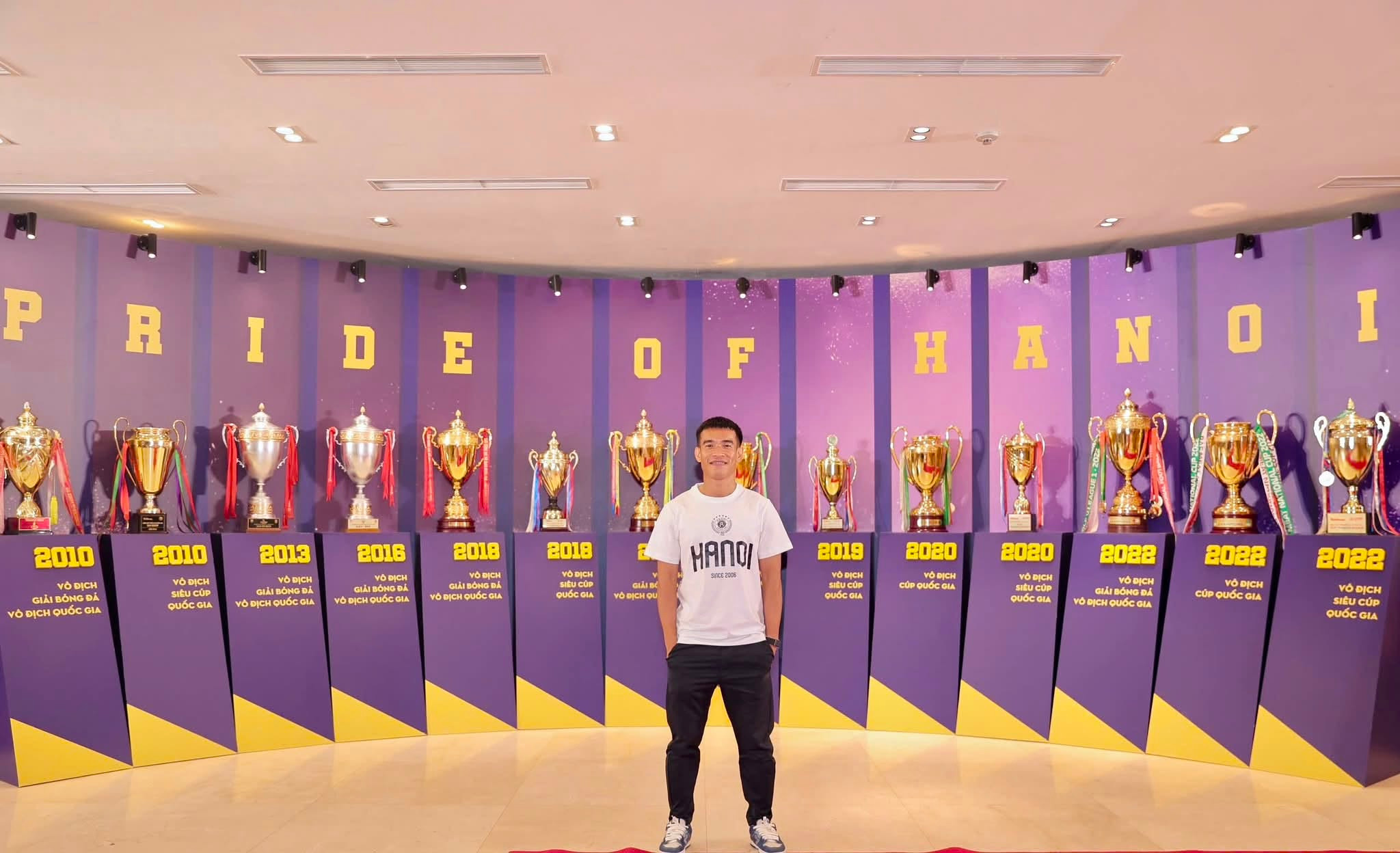 Đậu Văn Toàn chia tay Hà Nội FC. Ảnh: Facebook Đậu Văn Toàn.