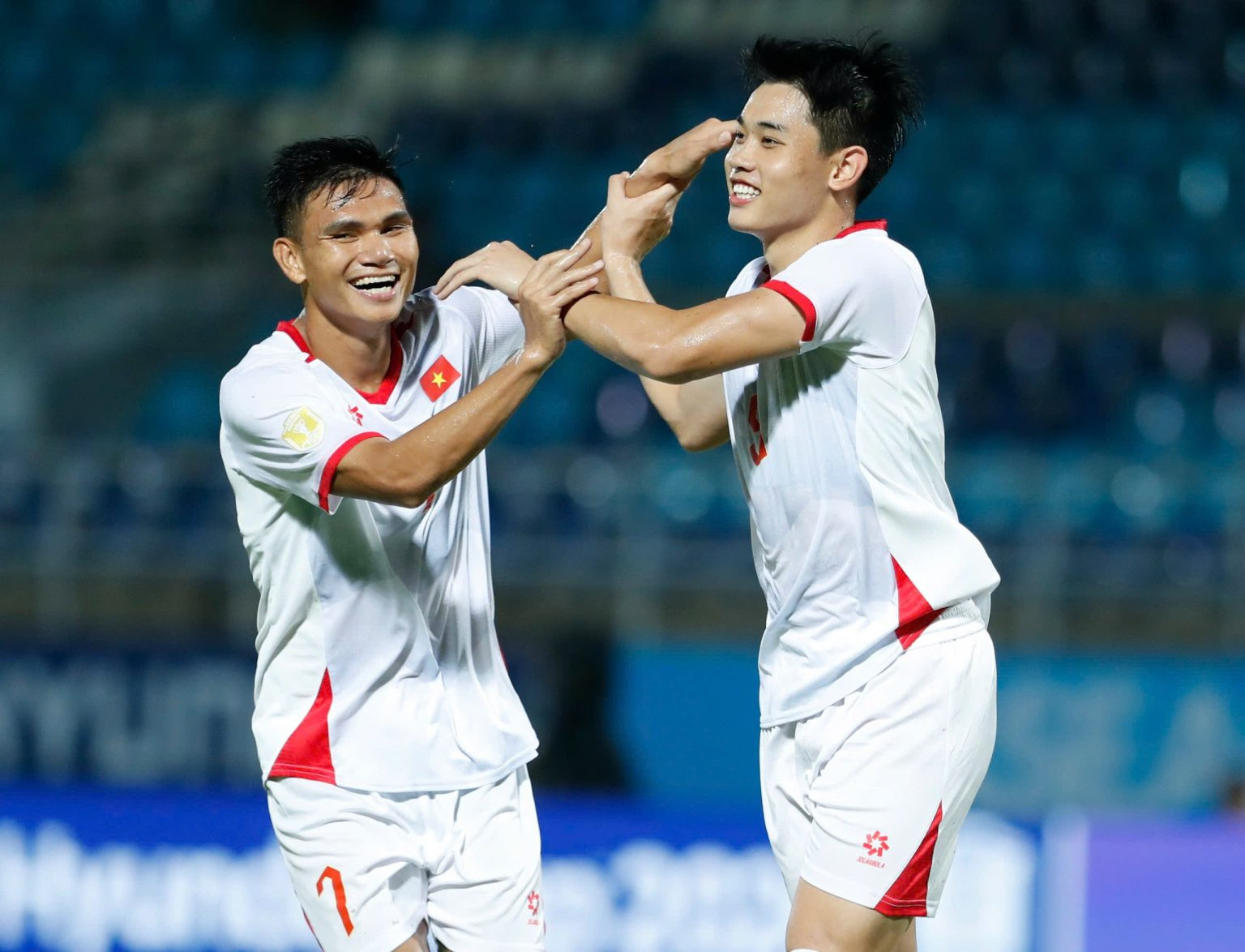 Đội tuyển Việt Nam giành chiến thắng hủy diệt 7-0 trước Timor Leste tại AFF Cup 2026