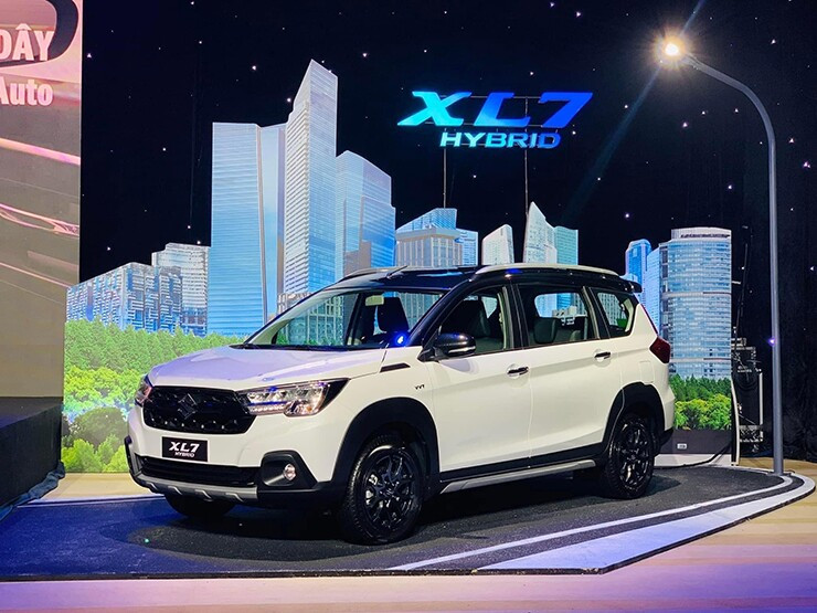 Tổng thể thiết kế Suzuki XL7 Hybrid