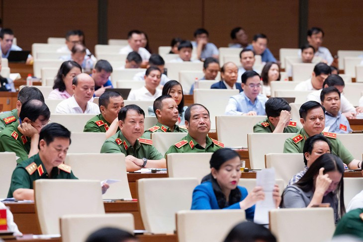 Sửa Luật Đất đai: Đề xuất hạn chế phân lô bán nền, đánh thuế đất bỏ hoang- Ảnh 3.