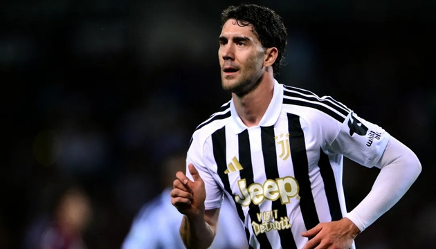 Dusan Vlahovic là phương án nâng cấp hàng công Man United.