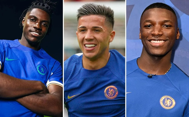 Henderson sẽ dìu dắt các đàn em như Lavia, Enzo, Caicedo.