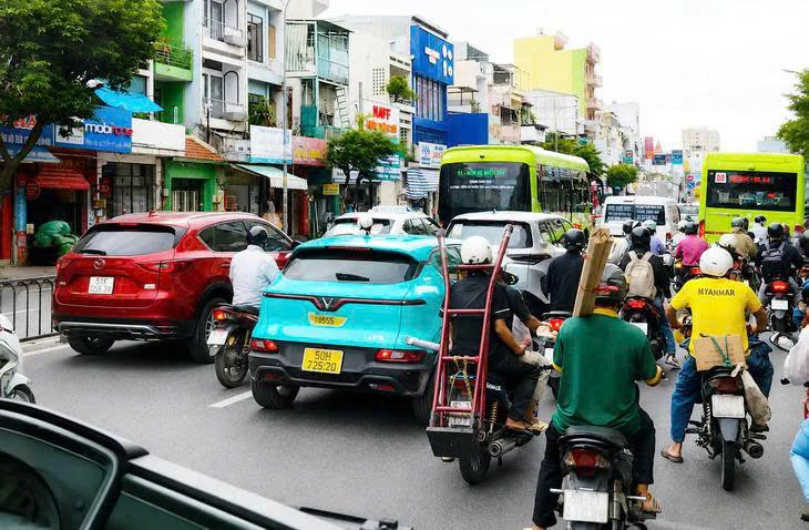 Gần 8,5 triệu lượt khách đi xe buýt ở TPHCM sau 1 tháng triển khai chính sách hỗ trợ- Ảnh 1.