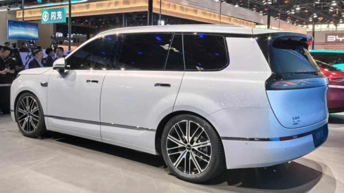 BYD Sealion 08 lộ nội thất trước ngày ra mắt - 5