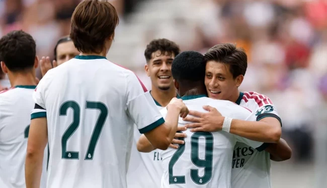 Real hòa 2-2 Fiorentina. Ảnh: trang chủ Real.