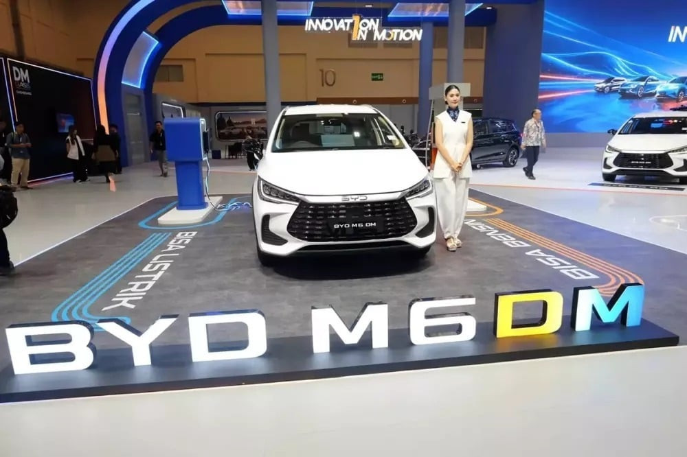 Tin xe 3/8: Hyundai lộ MPV điện mới, BYD M6 hybrid chạy 110 km - 3